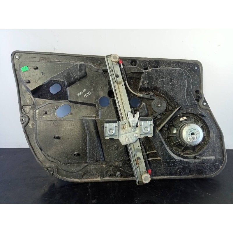 Recambio de elevalunas delantero derecho para ford fiesta (cb1) trend referencia OEM IAM 8A6114553A  P2-B3-9