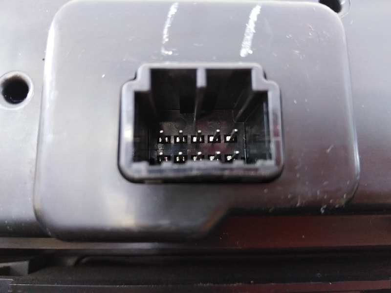 Recambio de mando climatizador para nissan x-trail (t32) 360 referencia OEM IAM 2411X887035P  E3-B4-28-3