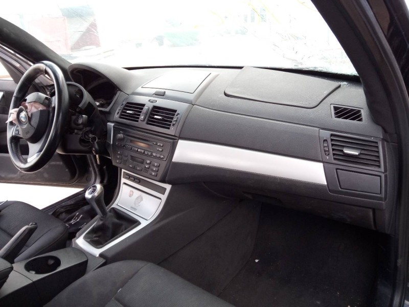 Recambio de salpicadero para bmw x3 (e83) 2.0d referencia OEM IAM   