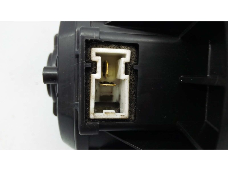 Recambio de ventilador calefaccion para ssangyong korando quartz 4x2 referencia OEM IAM F00S3B2401 F00S330083 E1-B3-7-1