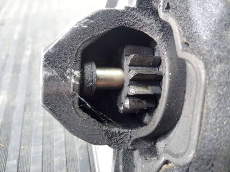 Recambio de motor arranque para nissan x-trail (t32) 360 referencia OEM IAM 233003131R 0001176623 P3-B7-15-3