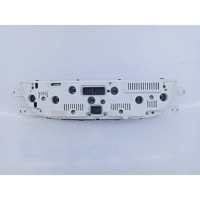 Recambio de cuadro instrumentos para ssangyong rodius xdi referencia OEM IAM 8020021100 11000918400S E3-A3-18-2
