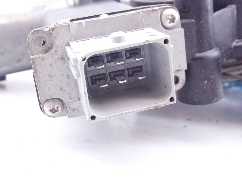 Recambio de elevalunas delantero derecho para opel combo d 1.6 16v cdti referencia OEM IAM 52063785  E2-B6-60-2