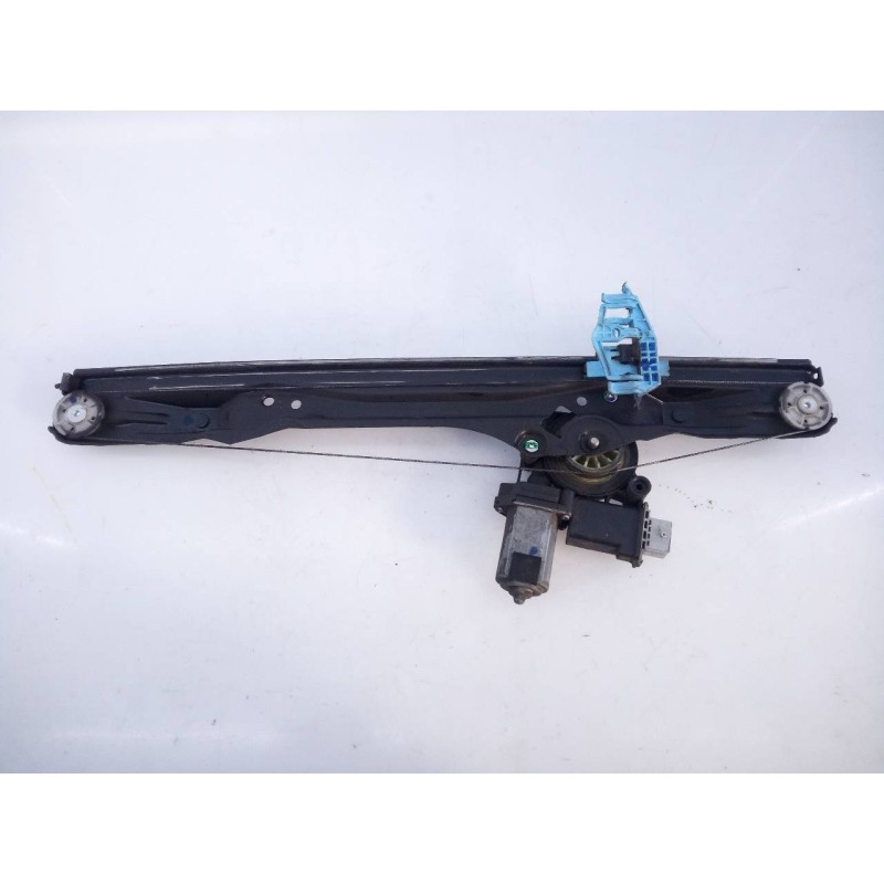 Recambio de elevalunas delantero izquierdo para opel combo d 1.6 16v cdti referencia OEM IAM 52063786 45240 E2-B6-45-1