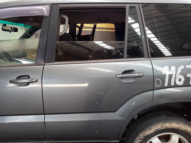 Recambio de puerta trasera izquierda para toyota land cruiser (j12) 3.0 d-4d gx referencia OEM IAM   