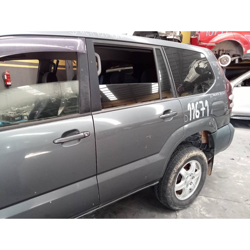 Recambio de puerta trasera izquierda para toyota land cruiser (j12) 3.0 d-4d gx referencia OEM IAM   
