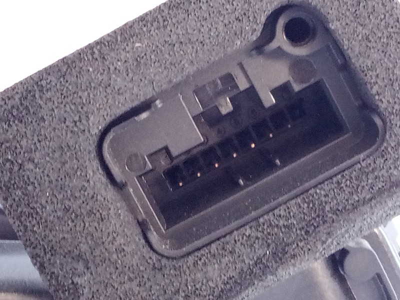 Recambio de cerradura puerta trasera derecha para volkswagen t-roc sport referencia OEM IAM A6L5TA839016L 45380180 E1-B6-44-1