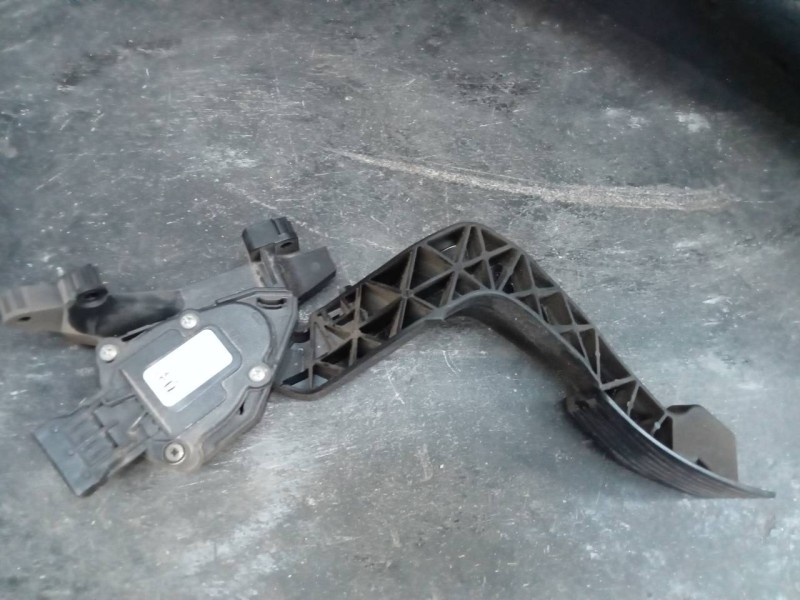 Recambio de pedal acelerador para opel combo d 1.6 16v cdti referencia OEM IAM 52013955 6PV01017523 
