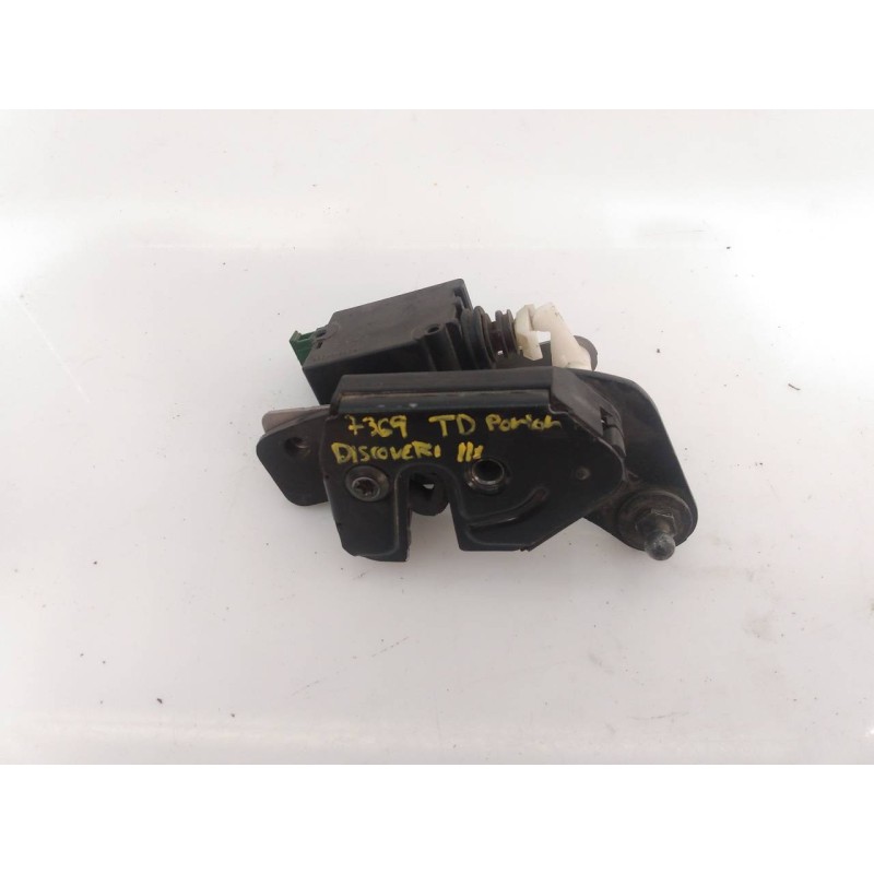 Recambio de cerradura maletero / porton para land rover discovery v6 td se referencia OEM IAM 51247016050  E1-B4-36-2