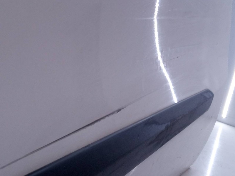 Recambio de puerta delantera derecha para opel combo d 1.6 16v cdti referencia OEM IAM   E4-FINAL PASILLO B3-A2