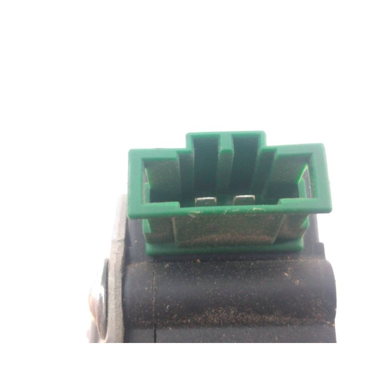 Recambio de cerradura maletero / porton para land rover discovery v6 td se referencia OEM IAM 51247016050  E1-B4-36-2