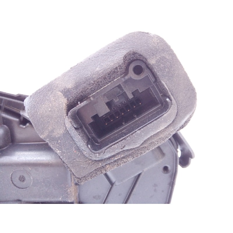 Recambio de cerradura puerta delantera derecha para volkswagen polo (6r1) sport by r-line referencia OEM IAM 5K11837016D  E1-A5-