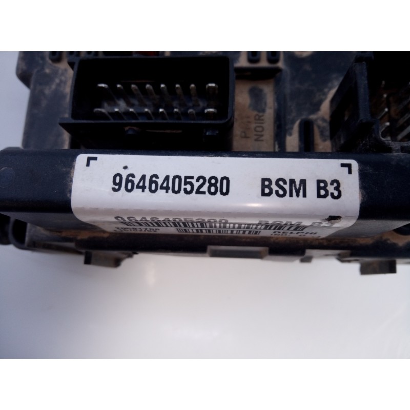 Recambio de caja reles / fusibles para peugeot 307 (s1) xs referencia OEM IAM 9646605280  E3-B2-44-3