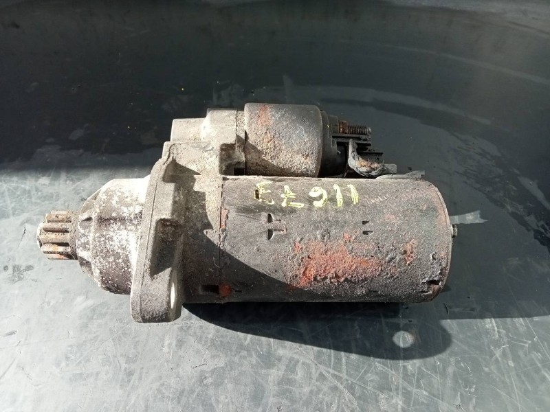 Recambio de motor arranque para volkswagen t5 transporter (7e) kasten-mittelhochdach referencia OEM IAM   P3-B7-18-3