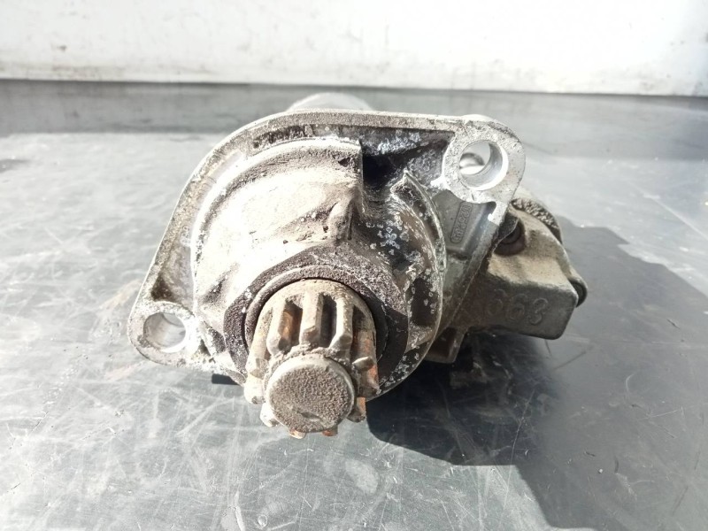 Recambio de motor arranque para volkswagen t5 transporter (7e) kasten-mittelhochdach referencia OEM IAM   P3-B7-18-3