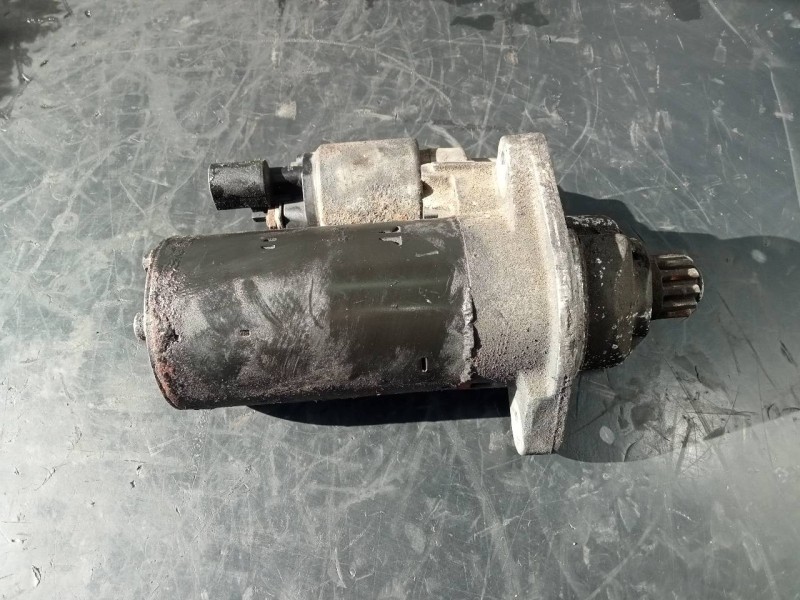 Recambio de motor arranque para volkswagen t5 transporter (7e) kasten-mittelhochdach referencia OEM IAM   P3-B7-18-3