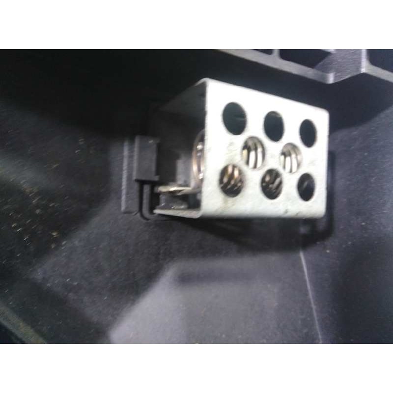 Recambio de electroventilador para peugeot 3008 gt line referencia OEM IAM 9606313880  P2-B7-4