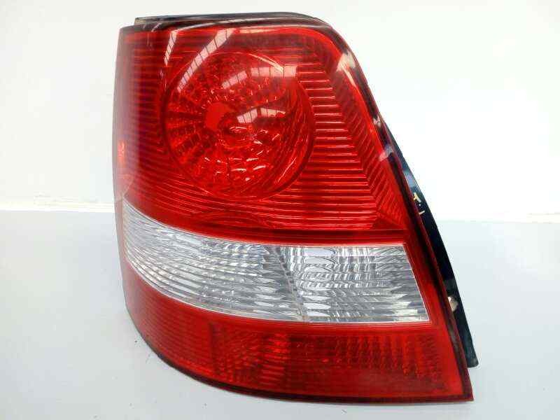 Recambio de piloto lateral izquierdo para kia sorento referencia OEM IAM   E2-B5-58-2