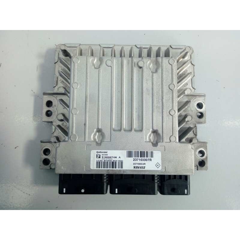 Recambio de centralita motor uce para renault megane iii berlina 5 p emotion referencia OEM IAM 237100307R S180067106 E2-A1-28-4