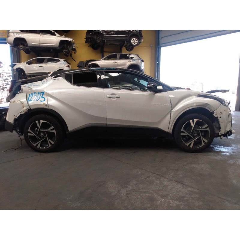 toyota c-hr del año 2022