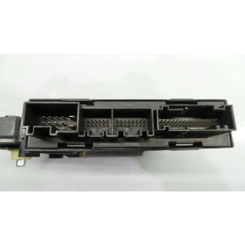 Recambio de motor elevalunas delantero izquierdo para volkswagen touareg (7l6) tdi r5 +motion referencia OEM IAM 3D1959793  E2-B