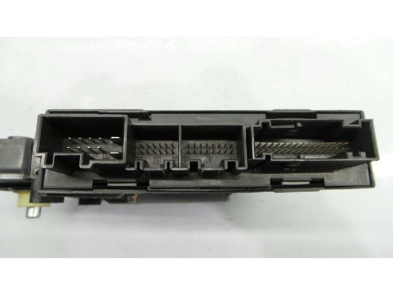 Recambio de motor elevalunas delantero izquierdo para volkswagen touareg (7l6) tdi r5 +motion referencia OEM IAM 3D1959793  E2-B