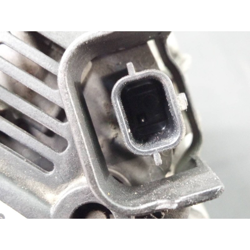 Recambio de alternador para renault clio iv dynamique referencia OEM IAM 231007865RA 030132113015162 P3-B5-28-2