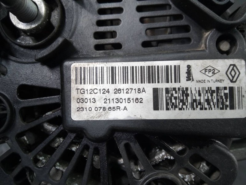 Recambio de alternador para renault clio iv dynamique referencia OEM IAM 231007865RA 030132113015162 P3-B5-28-2