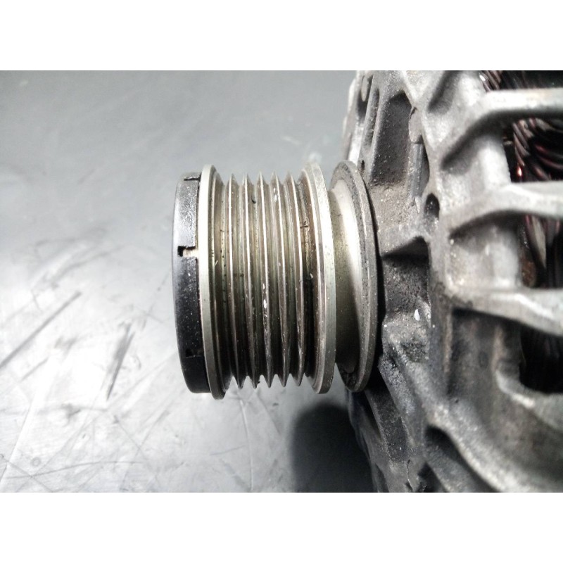 Recambio de alternador para renault clio iv dynamique referencia OEM IAM 231007865RA 030132113015162 P3-B5-28-2