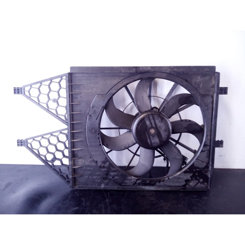 Recambio de electroventilador para volkswagen polo (6r1) sport by r-line referencia OEM IAM 6R0121207A  P2-A10-2