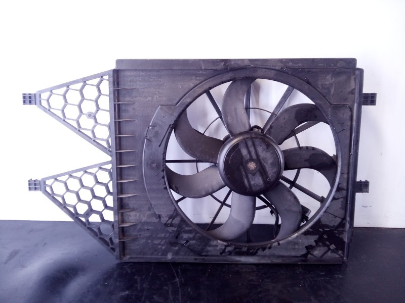Recambio de electroventilador para volkswagen polo (6r1) sport by r-line referencia OEM IAM 6R0121207A  P2-A10-2