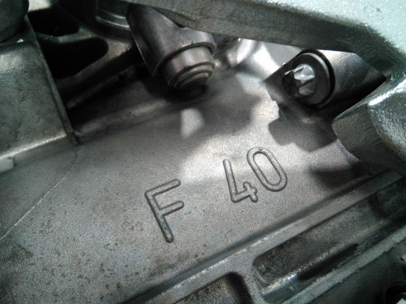 Recambio de caja cambios para opel insignia berlina cosmo referencia OEM IAM F40  M1-A3-85