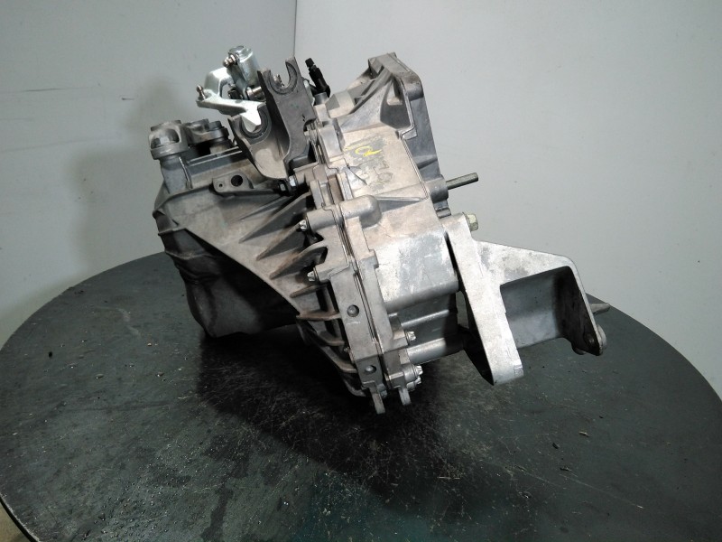 Recambio de caja cambios para opel insignia berlina cosmo referencia OEM IAM F40  M1-A3-85