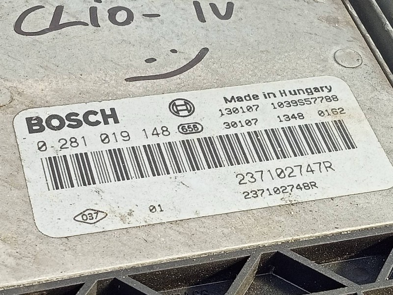 Recambio de centralita motor uce para renault clio iv dynamique referencia OEM IAM 237102747R 0281019148 E2-A1-40-1