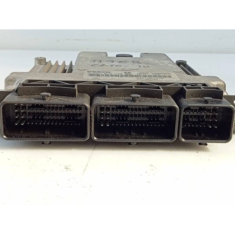 Recambio de centralita motor uce para renault clio iv dynamique referencia OEM IAM 237102747R 0281019148 E2-A1-40-1