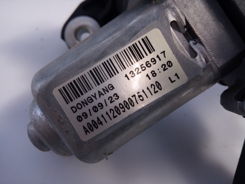 Recambio de motor limpia trasero para opel astra j lim. enjoy referencia OEM IAM 13256917  E2-B6-9-2