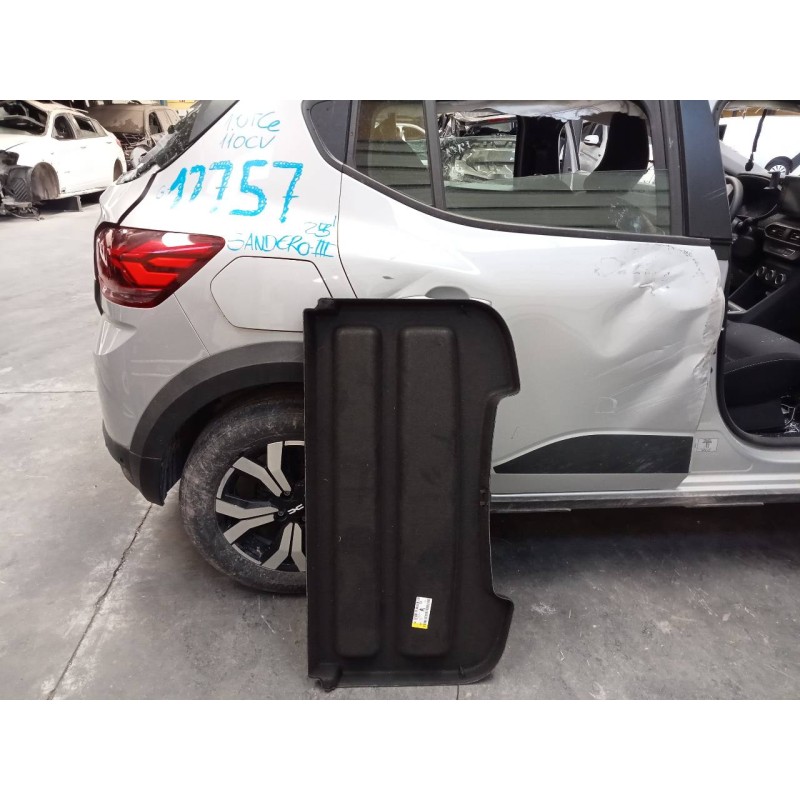 Recambio de bandeja trasera para dacia sandero iii referencia OEM IAM   