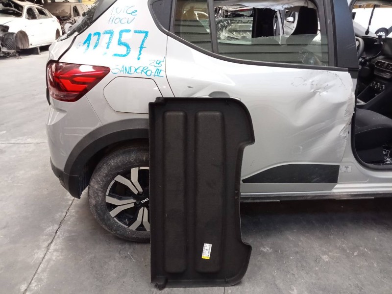 Recambio de bandeja trasera para dacia sandero iii referencia OEM IAM   