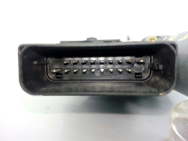 Recambio de motor elevalunas trasero izquierdo para volkswagen passat berlina (3b3) referencia OEM IAM   E1-B6-8-4