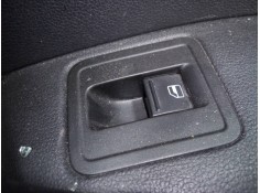 MANDO ELEVALUNAS DELANTERO DERECHO 