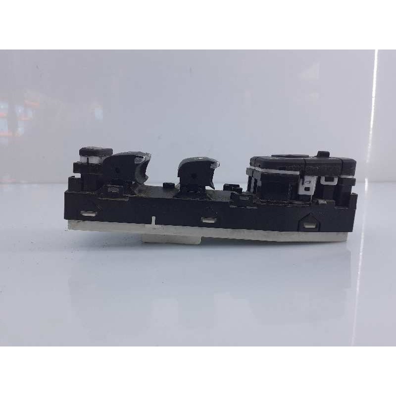 Recambio de mando elevalunas delantero izquierdo para hyundai santa fe style 4wd limited referencia OEM IAM 1804160000049 93571S