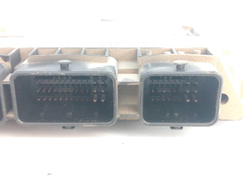 Recambio de centralita motor uce para peugeot 307 berlina (s2) d-sign referencia OEM IAM 9661377280  E3-B2-44-4