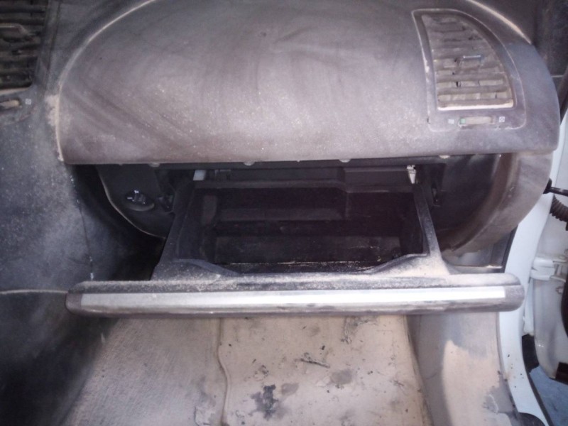 Recambio de guantera para infiniti fx fx30d s referencia OEM IAM   