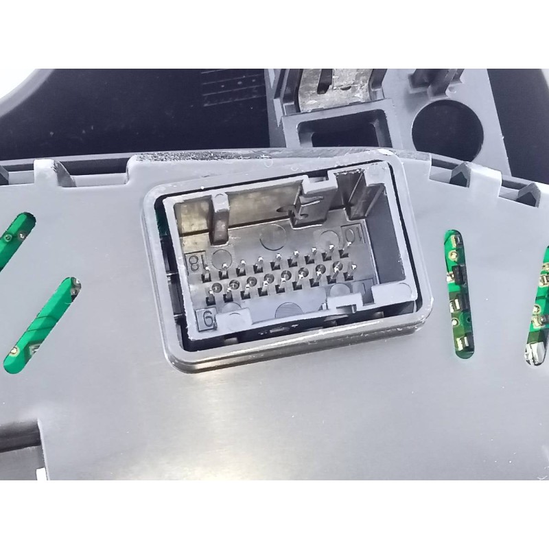 Recambio de cuadro instrumentos para alfa romeo giulietta (191) distinctive referencia OEM IAM 50539109 A2C98299700 E3-A4-17-4