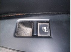 MANDO ELEVALUNAS TRASERO DERECHO 