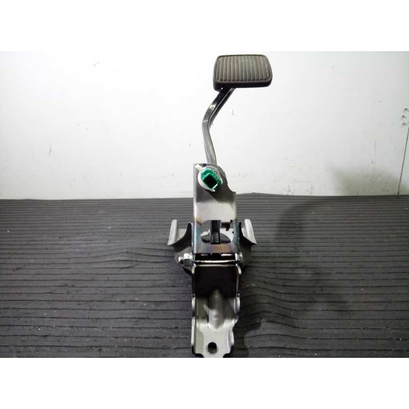 Recambio de pedal freno para hyundai santa fe style 4wd limited referencia OEM IAM 32800S1100  P2-A3-17