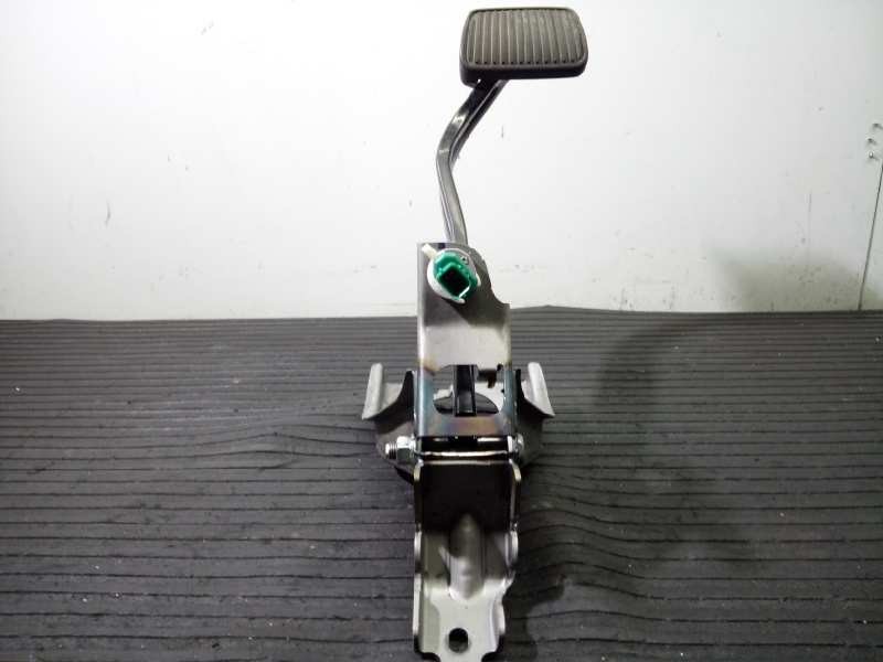 Recambio de pedal freno para hyundai santa fe style 4wd limited referencia OEM IAM 32800S1100  P2-A3-17