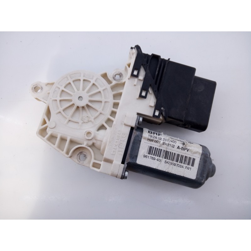 Recambio de motor elevalunas trasero izquierdo para volkswagen touran (1t2) advance referencia OEM IAM 5K0959703A  E1-B6-35-2
