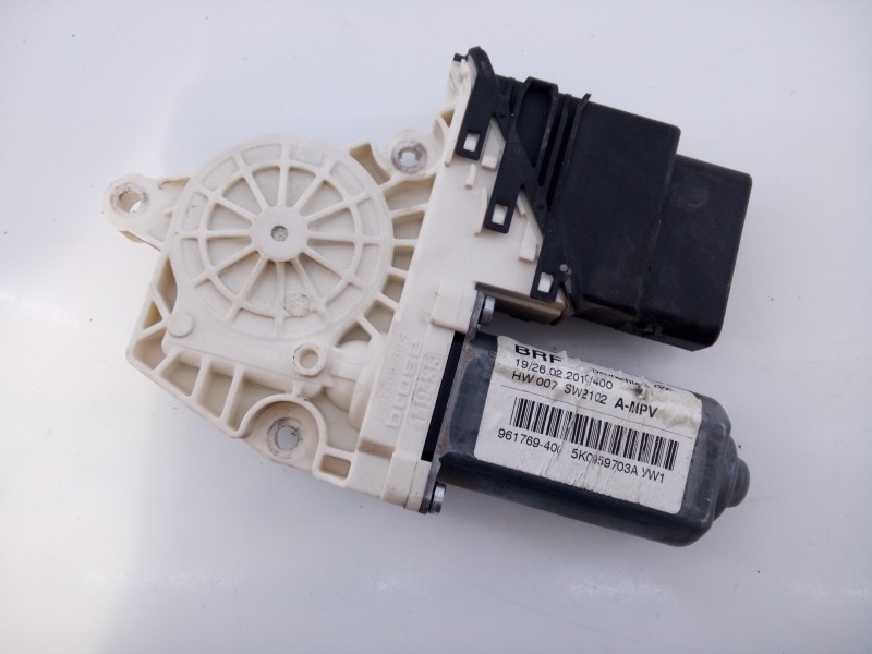 Recambio de motor elevalunas trasero izquierdo para volkswagen touran (1t2) advance referencia OEM IAM 5K0959703A  E1-B6-35-2