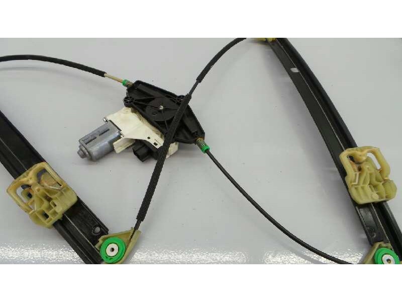 Recambio de elevalunas delantero derecho para audi a4 ber. (b8) básico referencia OEM IAM 8K0837462  E1-B6-10-2